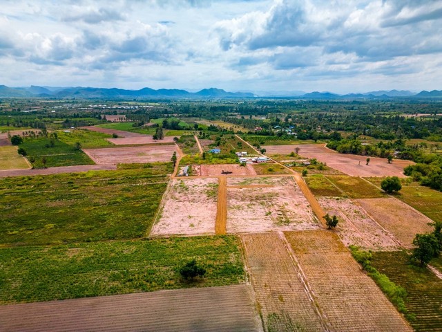 พื้นที่ดิน - 500000 thb  ขนาด 390 ตรว. 0 Ngan 0 RAI   สวยที่สุดในย่าน