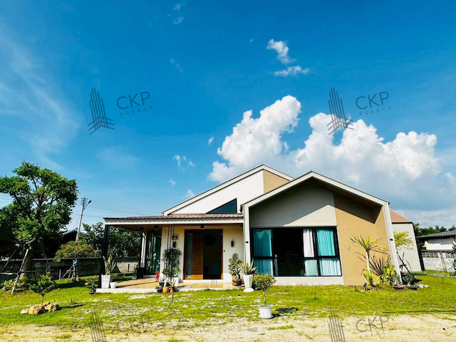 ขาย บ้านเดี่ยว สไตล์นอร์ดิก 4 ห้องนอน พร้อมที่ดิน 432 ตร.วา ใกล้ถ.หนองเกตุ บางละมุง