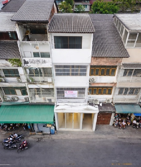 ทำเลลาดพร้าว 60–64 เดินถึง MRT โชคชัย 4 เพียง 359 ม. อาคารพาณิชย์ 4 ชั้น 6นอน 6น้ำ ตรงข้ามตลาดอินดี้ Hostel, Airbnb, เชื่อมต่อรัชดาภิเษก