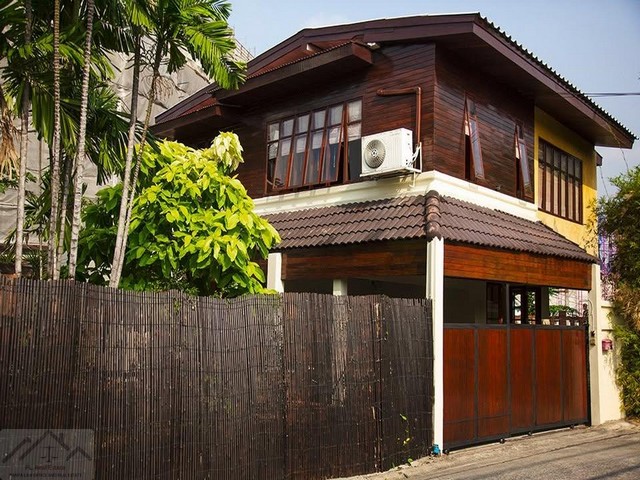 ขายที่ดิน 129 ตรว. พร้อมบ้านเดี่ยวไม้สัก ซอยอินทามระ 40 ใจกลาง อินทามระ รัชดา17 ใกล้มหาวิทยาลัยหอการค้าไทย