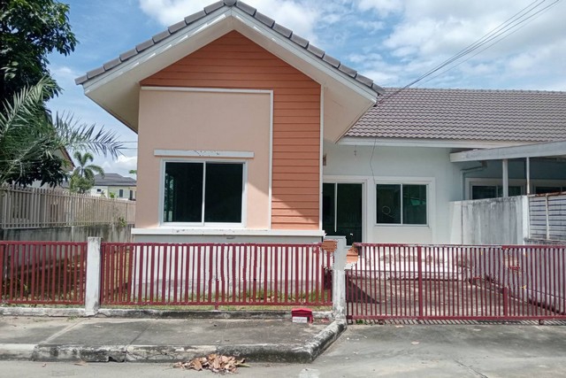 ขายบ้านแฝดชั้นเดียว หมู่บ้านทรัพย์ธานี 3 ลำผักกูด ธัญบุรี ปทุมธานี