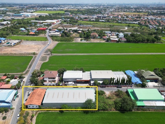 DSL-017 ขาย โรงงาน โรงงาน ลำโพ บางบัวทอง ชั้นทั้งหมด 2 ชั้น 1 ไร่ 400 ตารางวา