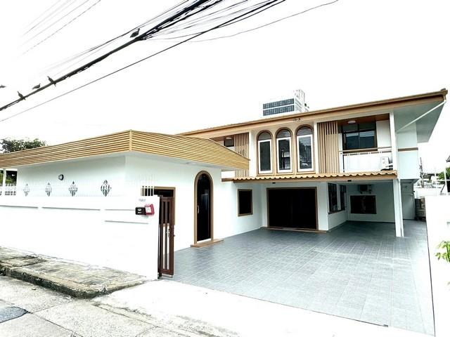 ให้เช่าบ้านเดี่ยว หลังมุม สุทธิสาร ลาดพร้าว 48 ถนนสุทธิสาร ซอยวัฒนานิเวศน์  ใกล้MRTภาวนา MRT สุทธิสาร เหมาะทำโฮมออฟฟิศ จดทะเบียนบริษัทได้