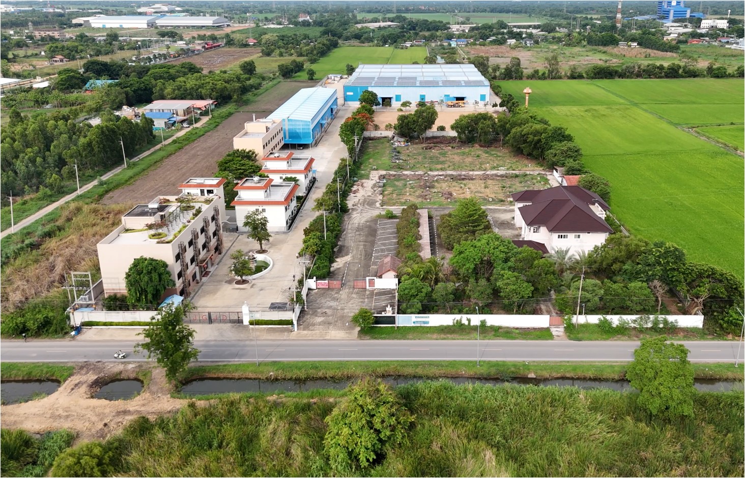 ขายที่ดิน พร้อมอาคารสำนักงาน 8 ไร่ 20 ตรว. ตำบลสนับทึบ อำเภอวังน้อย จังหวัดพระนครศรีอยุธยา 
