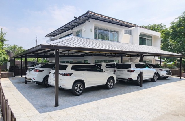 วชิรธรรมสาธิต39-45 ถนนสุขุมวิท 101-1 จอดรถ4-6คัน ให้เช่าบ้านเดี่ยว 2ชั้น 4นอน  BTSอุดมสุข1.7กม. 2น้ำ 80ตร.ว. 350 ตร.ม.