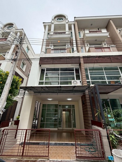 ให้เช่าโฮมออฟฟิศ 4 ชั้น 260 ตร.ม. โครงการ Premium Place นวมินทร์–สุขาภิบาล 1 (ใกล้ซอยนวมินทร์ 89)