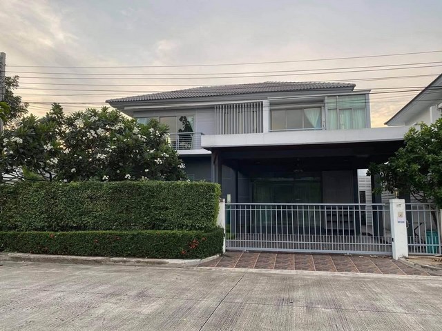 ขายบ้านเดี่ยว 2 ชั้นหลังมุม 80 ตรว.  6 ห้องนอน เพอร์เฟค เพลส รามคำแหง-สุวรรณภูมิ 2 ซอยรามคำแหง 174 ใกล้นานาชาติร่วมฤดี