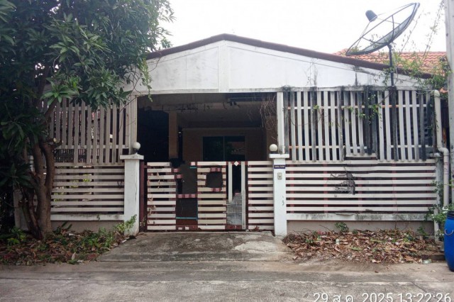 ขายทาวน์โฮม ทรัพย์รุ่งเรืองซิตี้ 2 อมตะพานทอง ชลบุรี