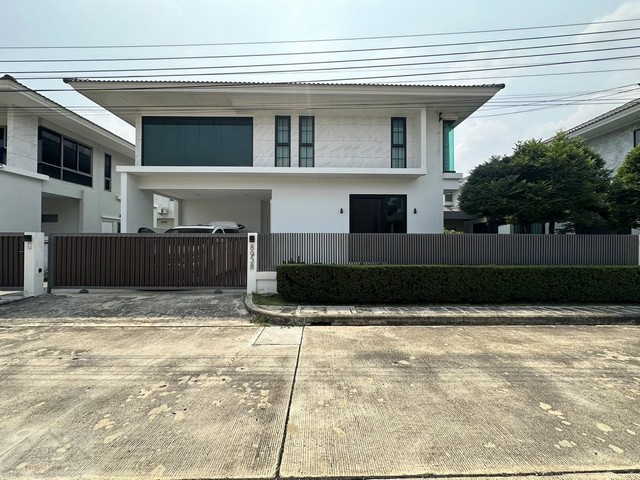 T26-495 ให้เช่า บ้าน หมู่บ้าน Perfect Place กรุงเทพกรีฑาตัดใหม่ 80000 บาทต่อเดือน 63 ตารางวา กรุงเทพ ห้องนอน 3 ห้อง ห้องน้ำ 4 ห้อง