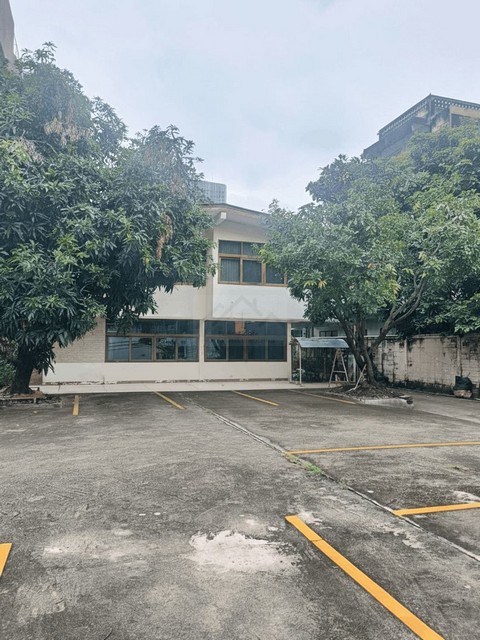 T26-078 ให้เช่า บ้าน - 200000 บาทต่อเดือน ใกล้กับ ใกล้สถานทูตรัสเซีย ใกล้ MRT สามย่าน 500 เมตร 1 งาน 191 ตร.วา