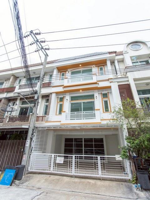 ขายทาวน์โฮม 3 ชั้น 270 ตร.ม. พรีเมียม เพลส เกษตรนวมินทร์ 2 มัยลาภ รีโนเวททั้งหลัง