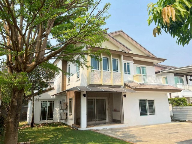 สุดคุ้ม เพียง 9.9 ล้าน 103.8 ตรว. #สีวลีเชิงดอย #SereneLake บ้านเดี่ยว 2 ชั้น #หลังมุมในสุด เนื้อที่กว้าง บรรยากาศเงียบสงบ เป็นส่วนตัว