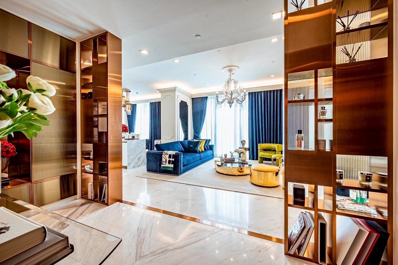 P03CR2606011 The Monument Thong Lo 2 bed 3 baht 125 sqm.