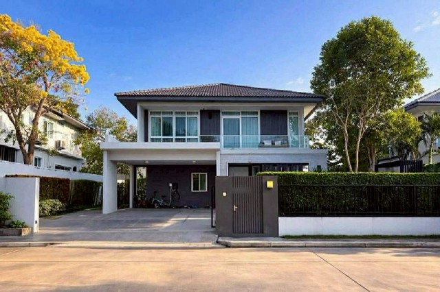 ขายเพียง 12.9 ล้าน #มัณฑนา #Land&Houses | #SereneLake #ติดทะเลสาบ บรรยากาศร่มรื่น พร้อมเฟอร์นิเจอร์บิวท์อินหรูทั้งหลัง พร้อมเข้าอยู่