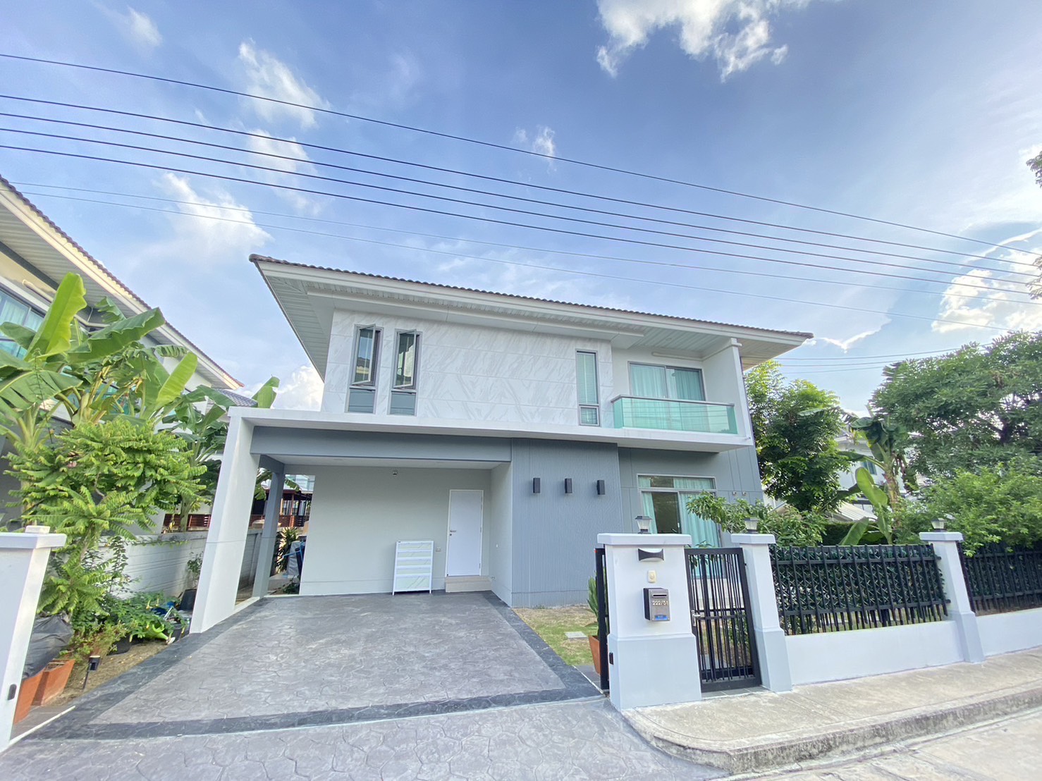 เพอร์เฟคเพลส รัตนาธิเบศร์-สถานีไทรม้า หลังมุม ฟรีตกแต่งบิ้วอิน เฟอร์กว่า 1.6 M