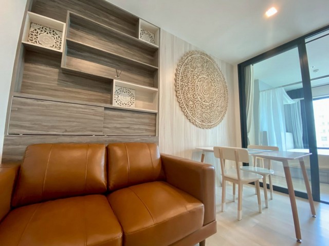 Life One Wireless private tranquil 6th floor BTS PloenChit