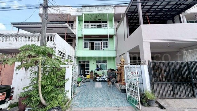 ทาวน์เฮ้าส์ 3 ชั้น 35 ตารางวา รามอินทราซอย 4 MRT สถานีลาดปลาเค้า