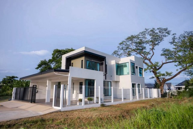 โซนแม่เหียะ #วังตาล ขายเพียง 8.5 ล้าน บ้านเดี่ยว 2 ชั้น #วิวภูเขา #หลังบ้านติดน้ำ บรรยากาศสงบเป็นส่วนตัว บ้านคุณภาพ  #น้ำไม่ท่วม