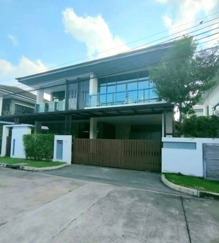 ขาย #บ้านเดี่ยว หมู่บ้านเศรษฐสิริ ศรีนครินทร์-พระราม 9 ถนนกรุงเทพกรีฑา ซอย 7 แยก 4 #ใกล้โรงเรียนนานาชาติไบรท์ตัน