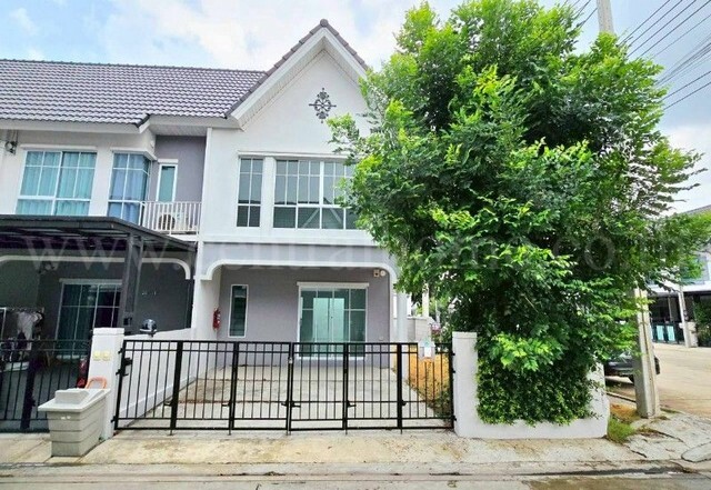 ทาวน์โฮม โมดิวิลล่า รังสิต คลอง 7 หลังมุม ธัญบุรี โครงการติดถนน รังสิต-นครนายก ถูกมาก