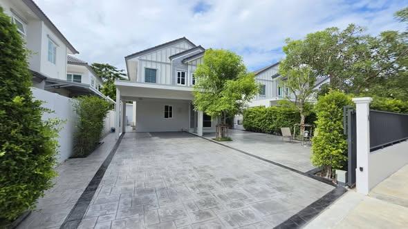 ให้เช่าบ้านเดี่ยว 2 ชั้น 81 ตร.ว. โครงการ Villaggio 3 ศรีนครินทร์-บางนา ใกล้เมกะบางนา