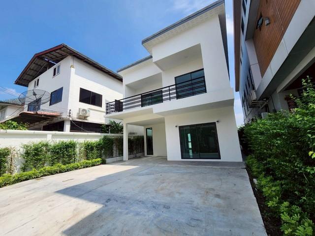 ขายบ้านเดี่ยว 2 ชั้น 53 ตร.ว. บ้านสร้างใหม่ ซอยสุขุมวิท 93 (ซอยพึ่งมี 29) ใกล้ BTS บางจาก