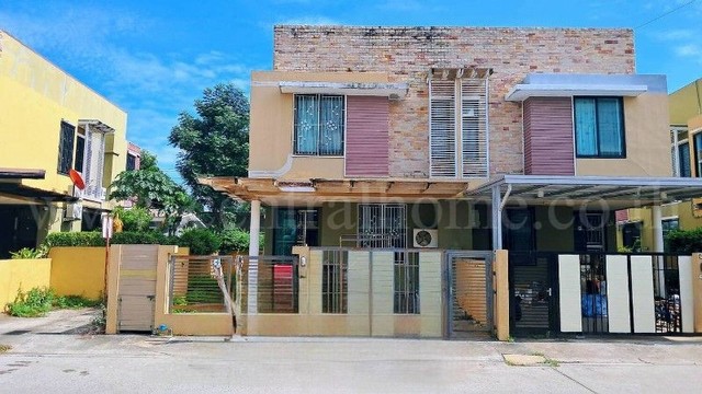 บ้านแฝด ร็อคการ์เด้นท์ แอร์พอร์ต เฟส 2 บางเสาธง ถูกสุดในโครงการ