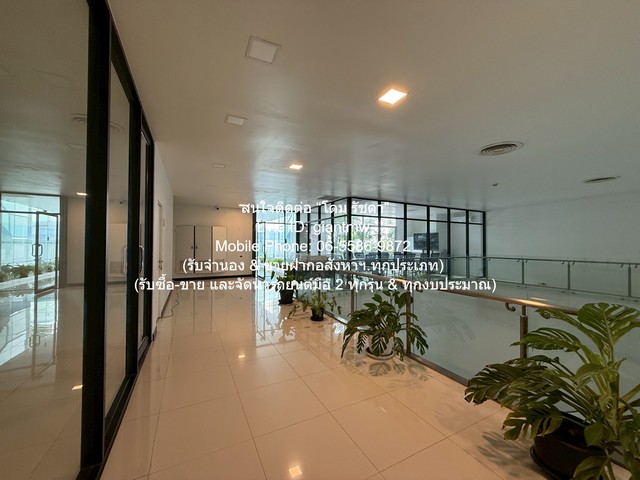 DSL-1197.2 ให้เช่า สำนักงาน ให้เช่าอาคารสำนักงาน พร้อมลานแสดงแสดงสินค้าขนาดใหญ่ 2,250 ตร.ม. ติดถนนรัชดาภิเษก มีบันไดเลื่อน-ลิฟต์ และมีที่จอดรถ ราคา 4.5 ล้านบาท/เดือน ใกล้กับ สถานีร
