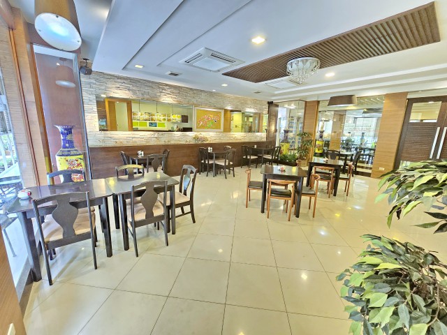 ครัวที่ถูกที่สุด ในโรงแรม 210 ห้อง  BTSอ่อนนุช 350ม. เอกมัย ตรงข้ามโลตัส สุขุมวิท50  ร้านอาหารพร้อมครัวใหญ่114ตร.ม.ฟรีค่าเซ้ง
