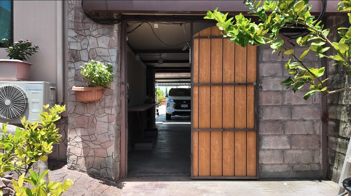 PZ1459 ขาย ที่ดินพร้อมบ้าน 326 ตรว. ( ถนนสายทุ่งกระป่ำ-เลาขวัญ) ตำบลเลาขวัญ อำเภอเลาขวัญ จังหวัดกาญจนบุรี