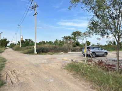 ขายที่ดินขนาด 4 ไร่ ใกล้สนามบินสุวรรณภูมิ  ตำบลคลองสวน อำเภอบางบ่อ จังหวัดสมุทรปราการ