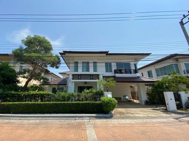 ให้เช่าบ้านเดี่ยว 2 ชั้น แปลงสวยหน้าสวน 4 ห้องนอน The Centro สุขุมวิท113 ใกล้รถไฟฟ้า BTS แบริ่ง
