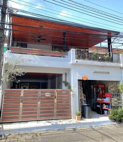 ทาวน์เฮ้าส์2ชั้น ขายด่วน! ทำเลดีย่านนวมินทร์ ติดกับโลตัส ใกล้ตลาดปัฐวิกรณ์