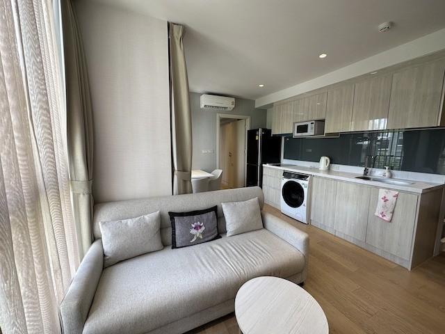 Runesu ThongLor Spacious Clean 5th Floor BTS Thonglor