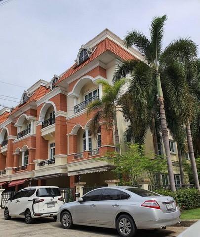 HR 10321 ให้เช่าทาวน์โฮม 3.5 ชั้นหลังมุม 3 ห้องนอน โครงการ Casa City ลาดพร้าว เลียบด่วนเอกมัยรามอินทรา ซอยโยธินพัฒนา3 เลี้ยงสัตว์​ได้