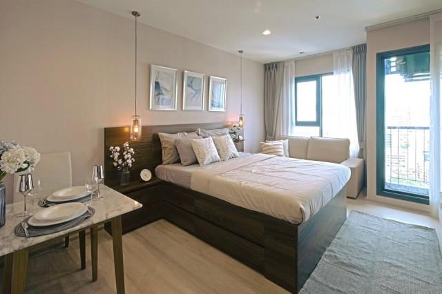 Life One Wireless Private Clean 26th Floor BTS PloenChit