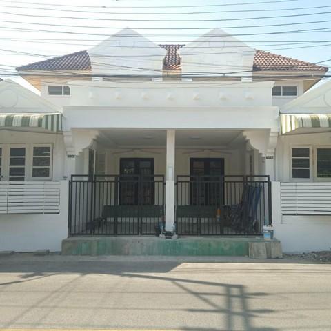บ้าน ทาวน์เฮาส์ โครงการ บารเมษฐ์ (Baan Baramed) ทำเลประเวศ ถนน เฉลิมพระเกียรติ ร.9