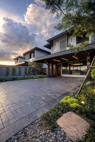ขายบ้านใหม่ Pool Villa สันผักหวาน หางดง 4 นอน Fully Furnished เพียง 8.99 ล้าน