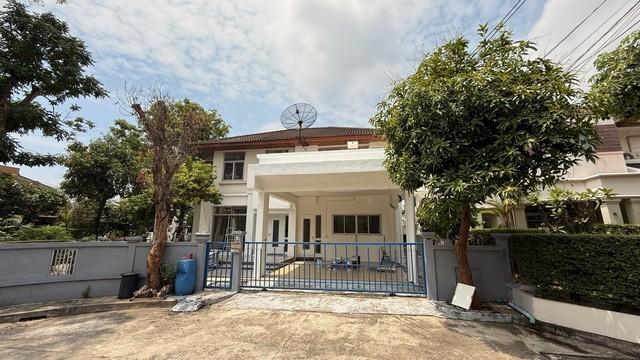 2396 ให้เช่า บ้าน เพอร์เฟค เพลส รามคำแหง-สุวรรณภูมิ 2 43000 บาทต่อเดือน ห้องนอน 5 ห้อง ห้องน้ำ 4 ห้อง ชั้นทั้งหมด 2 ชั้น ใกล้กับ