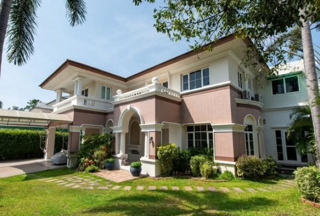 ขายบ้านเดี่ยว 2 ชั้น รีโนเวทใหม่ หมู่บ้านลดาวัลย์ สุขุมวิท 103 (อุดมสุข)