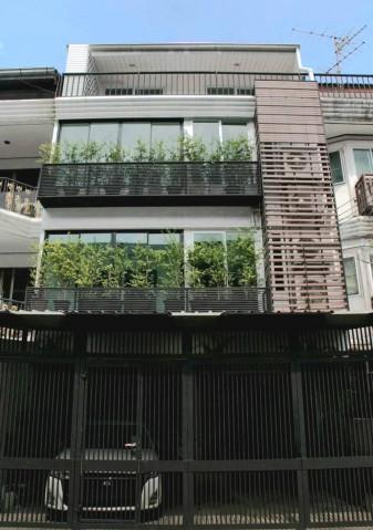 #ให้เช่าบ้าน 4 ชั้น ใจกลางอารีย์-พญาไท ซอยพหลโยธิน8 #เหมาะสำหรับทำAir-BNB ออฟฟิต  #ใกล้BTSอารีย์ 095-164-2956  XA