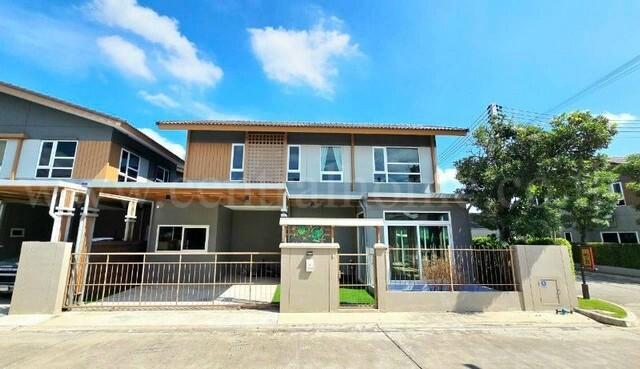 บ้านแฝด อณาสิริ ติวานนท์ - ศรีสมาน ปทุมธานี หลังมุม บ้านสวยทำเลดี