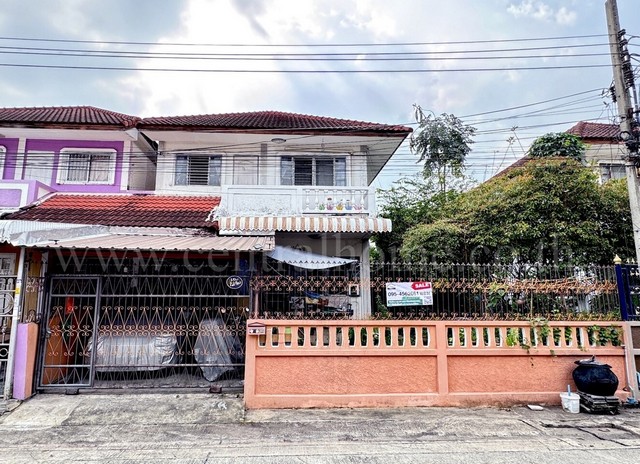 ขายด่วน ลดราคาพิเศษ บ้านแฝด หมู่บ้านพระปิ่น 4 เพชรเกษม 81 - บางบอน 5