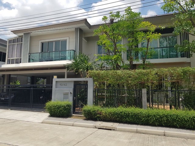 ขายบ้านเดี่ยวหรูหลังใหญ่ด่วน! เดอะ ปาล์ม แจ้งวัฒนะ-ชัยพฤกษ์ (บางตะไนย์ ปากเกร็ด) นนทบุรี